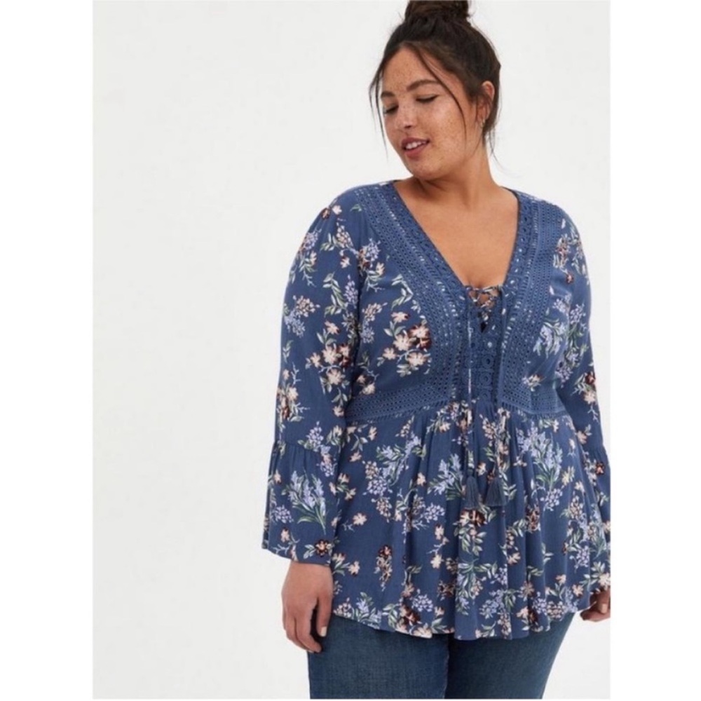 Torrid Babydoll Lace-up Top blue floral gauze crochet trim flowy